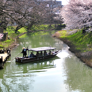 大聖寺川流し舟