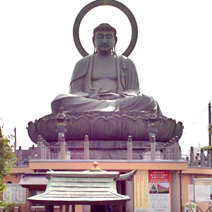 銅器のまち高岡のシンボル「高岡大仏」