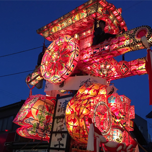 守り継がれる伝統、福野夜高祭