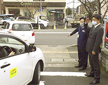 福井西中央支店 営業活動中に子ども見守りパトロール